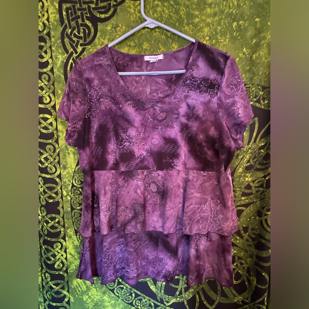 Women’s dressy top